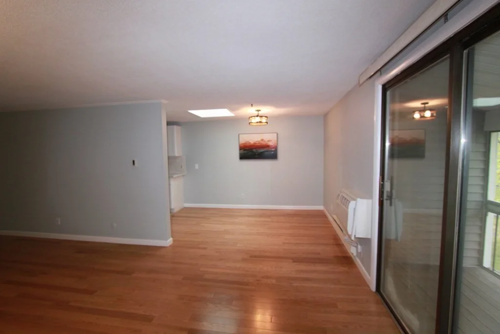 2 bed, 1 bath apartment for rent at 15 Foundry Unit U E57, South Easton — photo 6 of 23