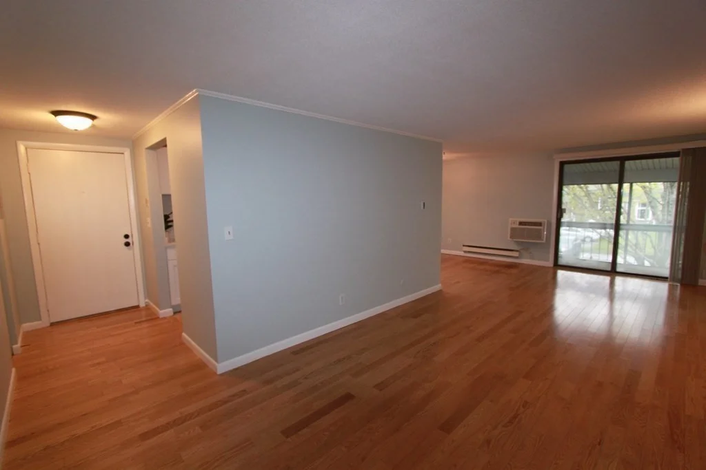 2 bed, 1 bath apartment for rent at 15 Foundry Unit U E57, South Easton — photo 8 of 23