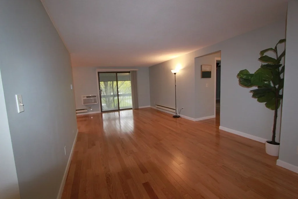 2 bed, 1 bath apartment for rent at 15 Foundry Unit U E57, South Easton — photo 10 of 23