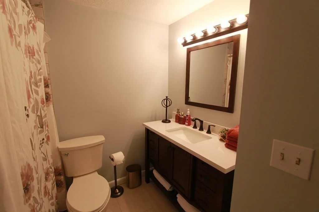 2 bed, 1 bath apartment for rent at 15 Foundry Unit U E57, South Easton — photo 12 of 23