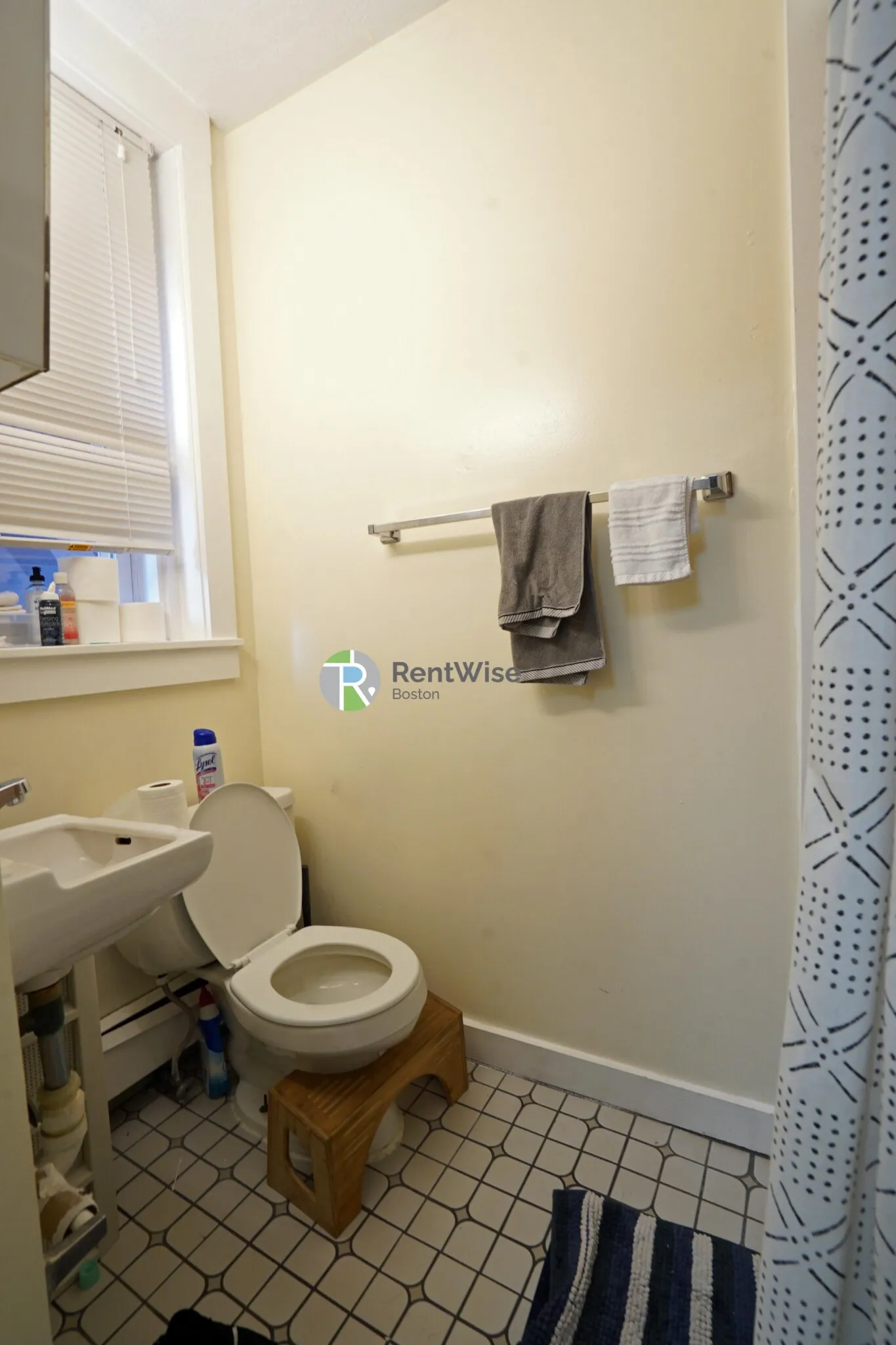 2 bed, 1 bath apartment for rent at 15 Garden St Unit 2, Beacon Hill — photo 8 of 17