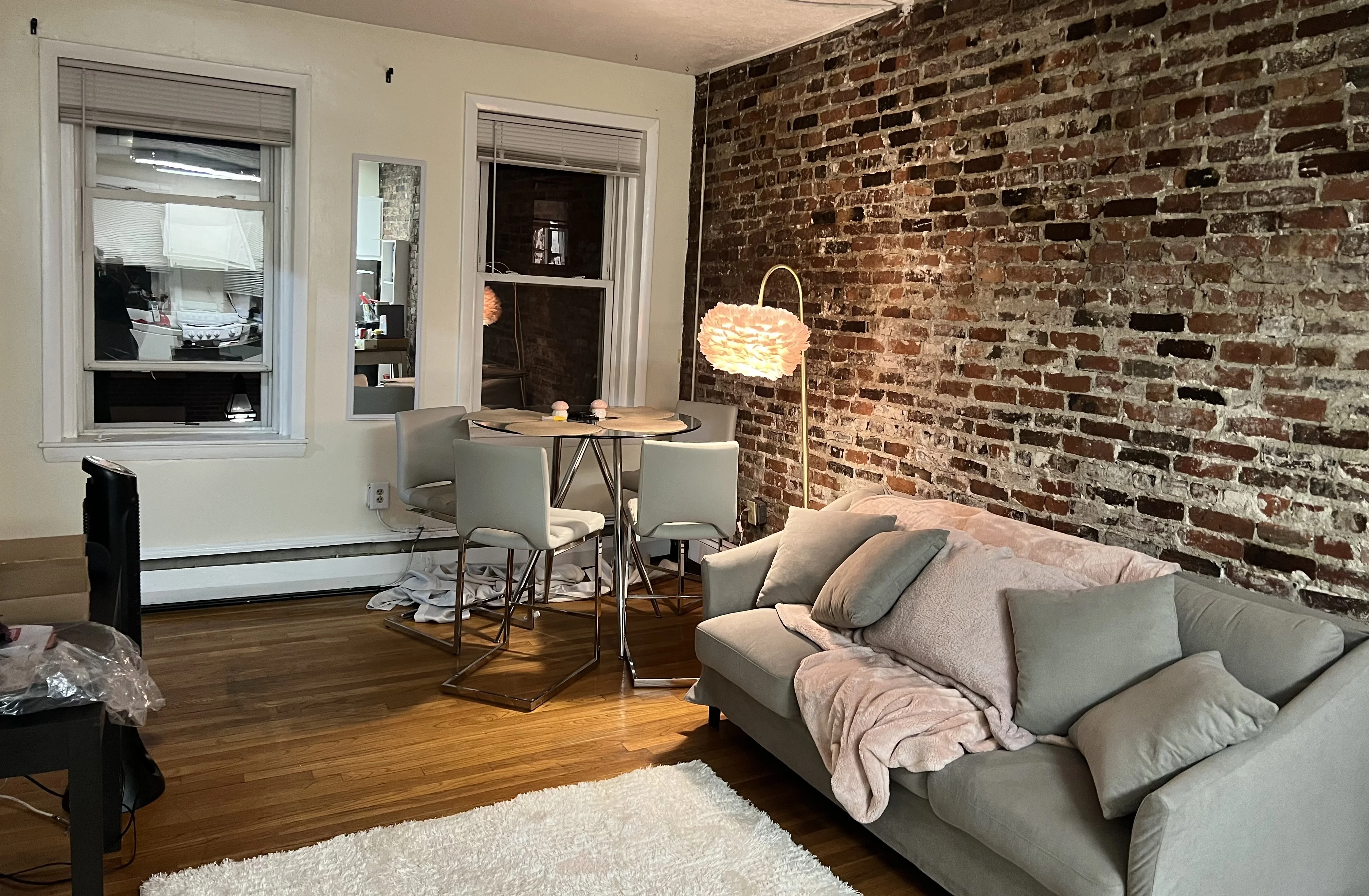2 bed, 1 bath apartment for rent at 15 Garden St Unit 2, Beacon Hill — photo 16 of 17