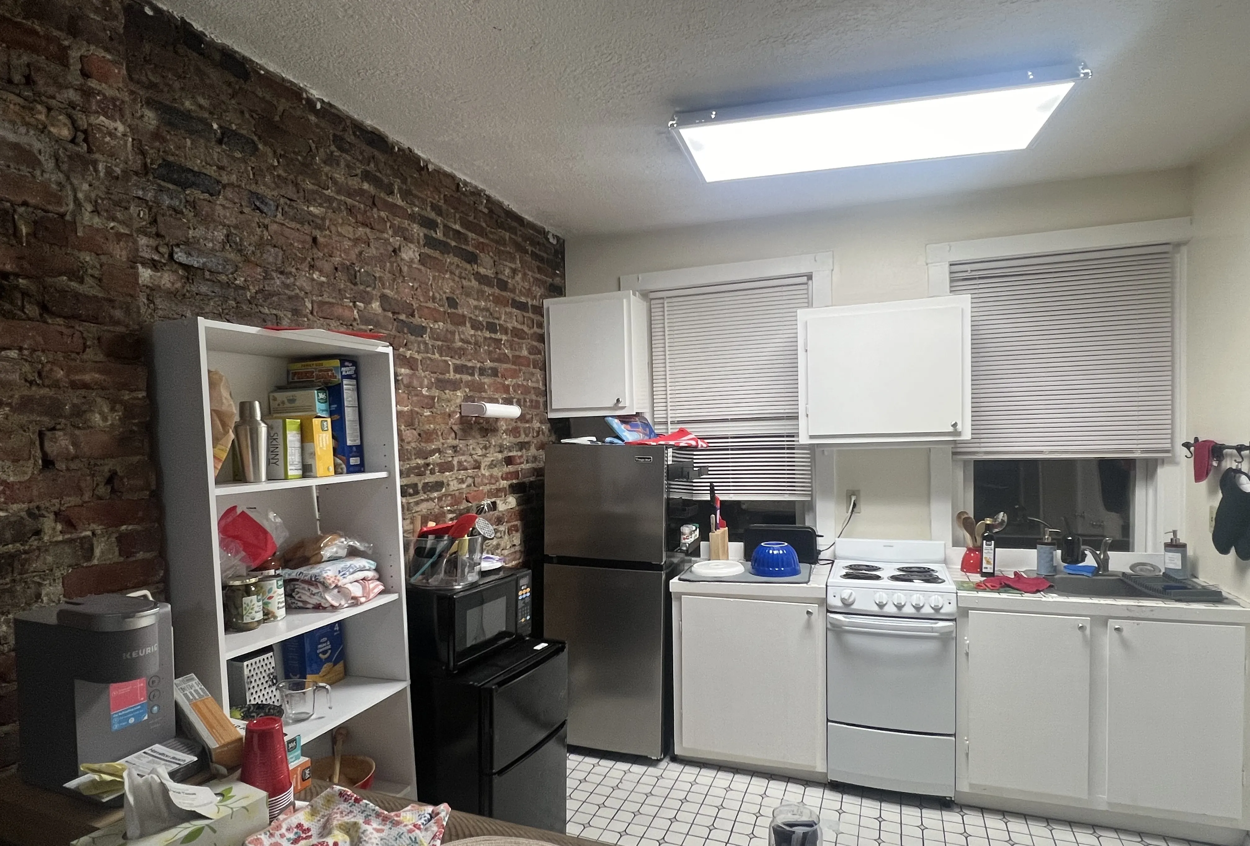 2 bed, 1 bath apartment for rent at 15 Garden St Unit 2, Beacon Hill — photo 13 of 17
