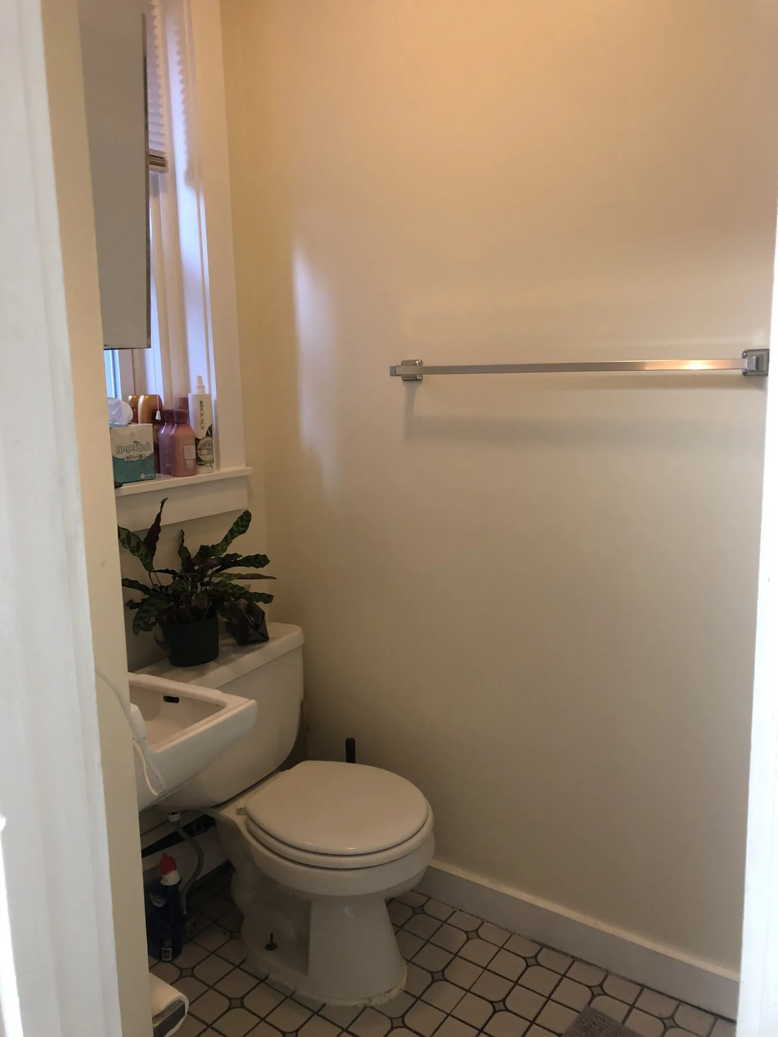 2 bed, 1 bath apartment for rent at 15 Garden St Unit 3, Beacon Hill — photo 6 of 6