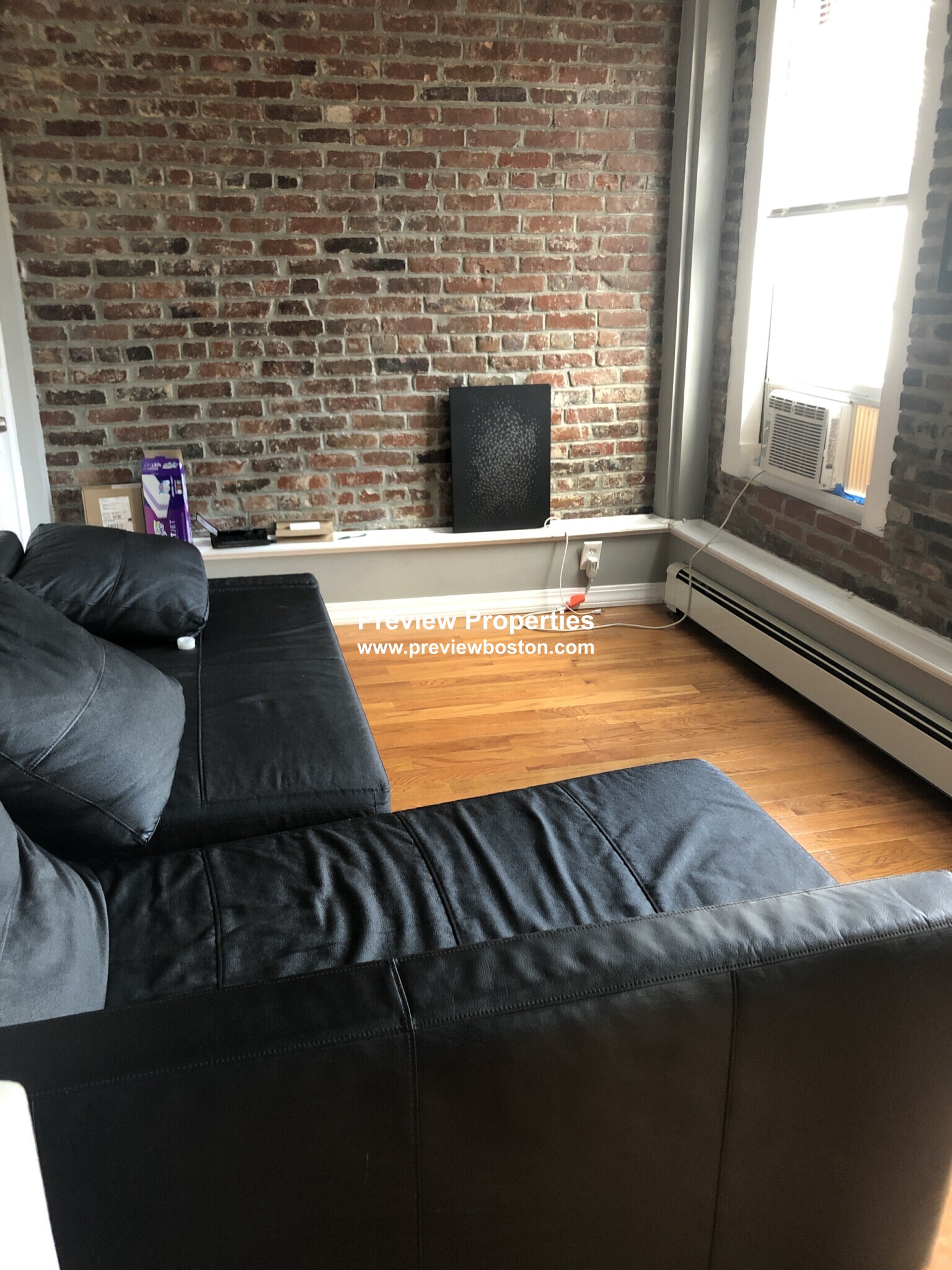 2 bed, 1 bath apartment for rent at 15 Garden St Unit 5P, Beacon Hill — photo 2 of 8