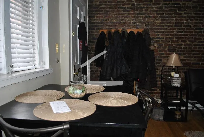 2 bed, 1 bath apartment for rent at 15 Garden St Unit A, Beacon Hill — photo 4 of 11