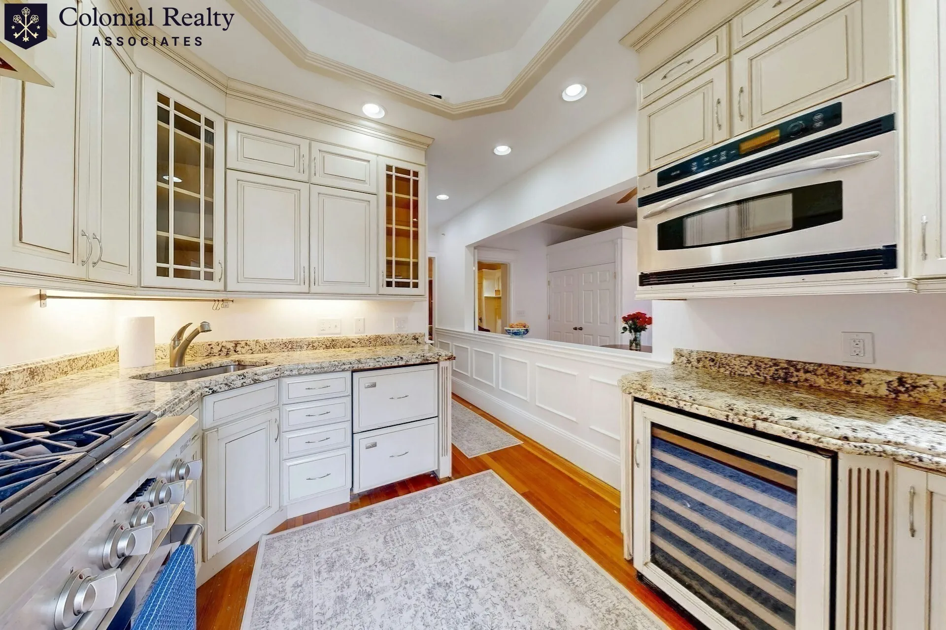 4 bed, 2.5 bath apartment for rent at 15 Garrison Rd Unit 13, Aspinwall Hill — photo 9 of 23