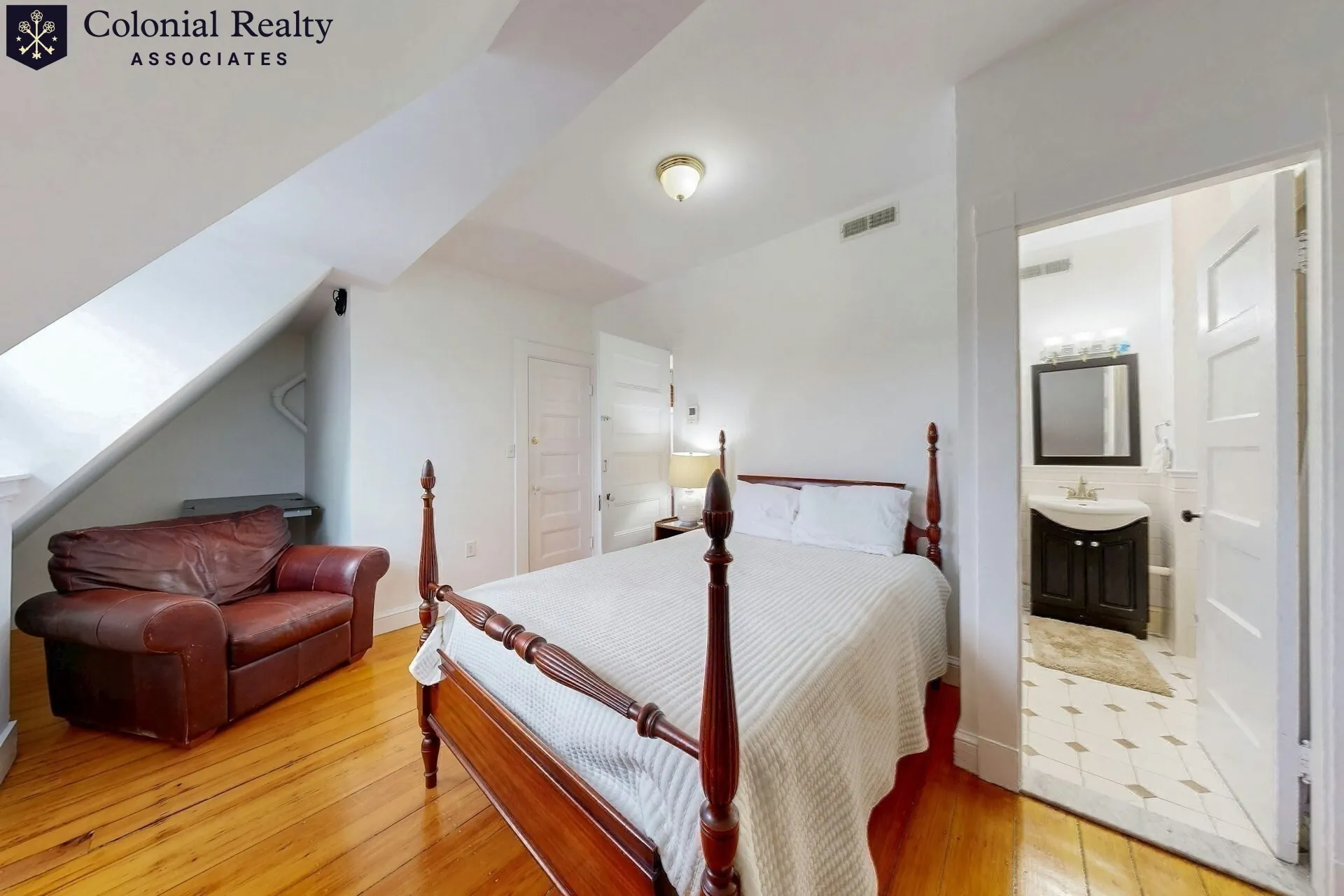 3 bed, 4+ bath apartment for rent at 15 Garrison Rd Unit 3, Aspinwall Hill — photo 13 of 14