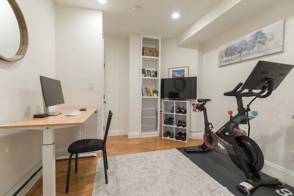 2 bed, 1 bath apartment for rent at 15 Garrison St Unit 1, Back Bay — photo 11 of 18