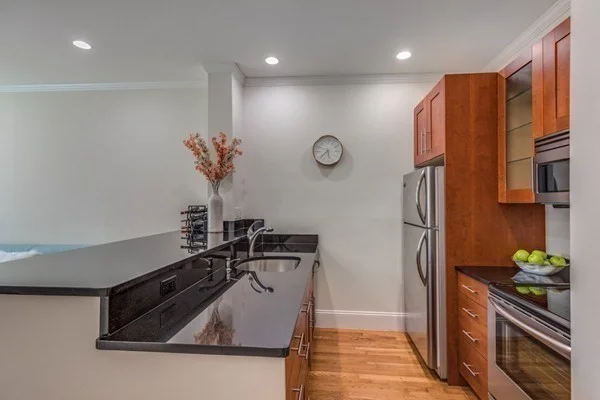 1 bed, 1 bath apartment for rent at 15 Garrison St Unit 9, Back Bay — photo 6 of 10