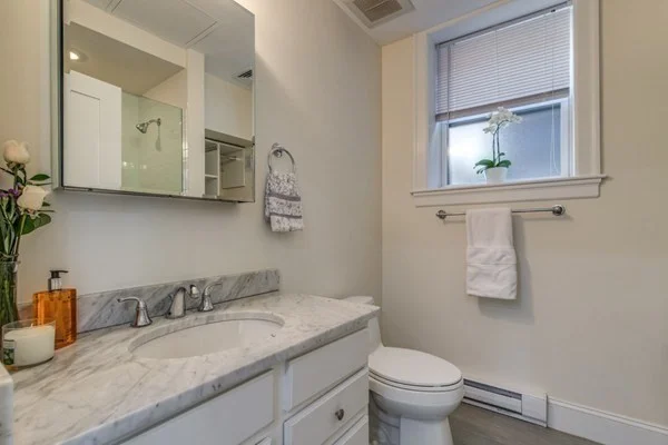 1 bed, 1 bath apartment for rent at 15 Garrison St Unit 9, Back Bay — photo 9 of 10