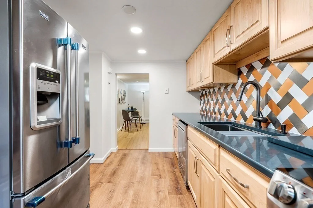 2 bed, 1 bath apartment for rent at 15 Gates St Unit 2, West Roxbury — photo 1 of 17