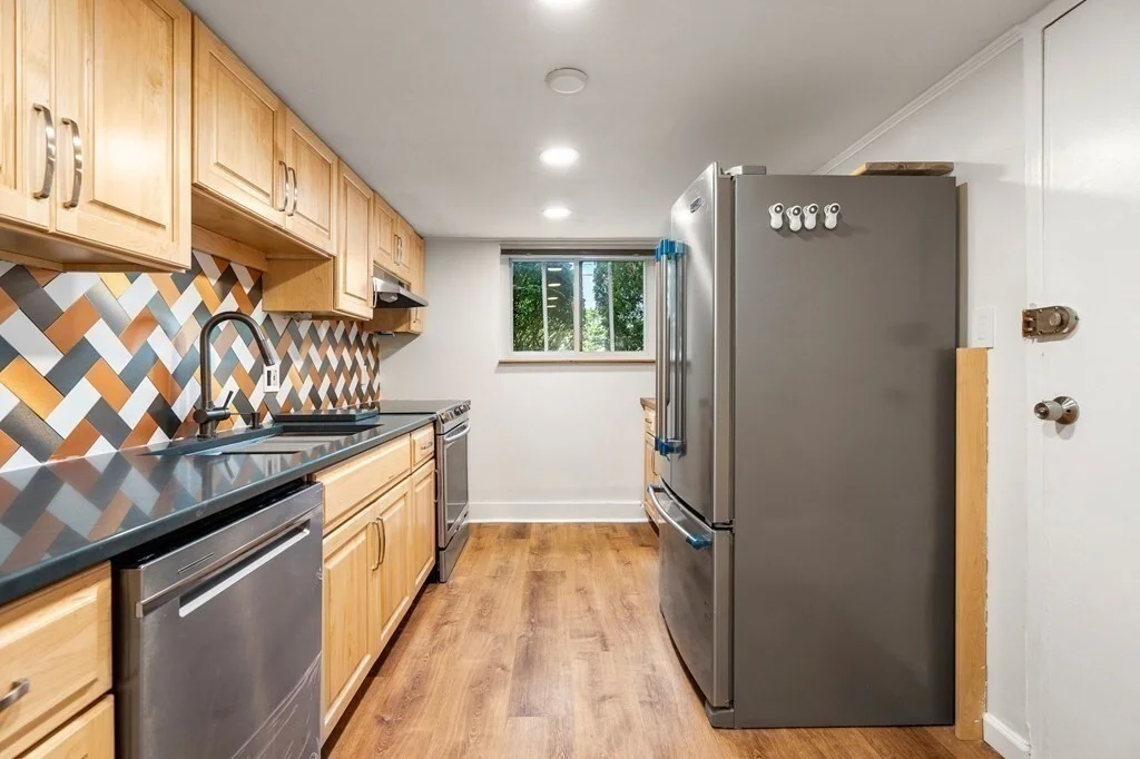 2 bed, 1 bath apartment for rent at 15 Gates St Unit 2, West Roxbury — photo 2 of 17