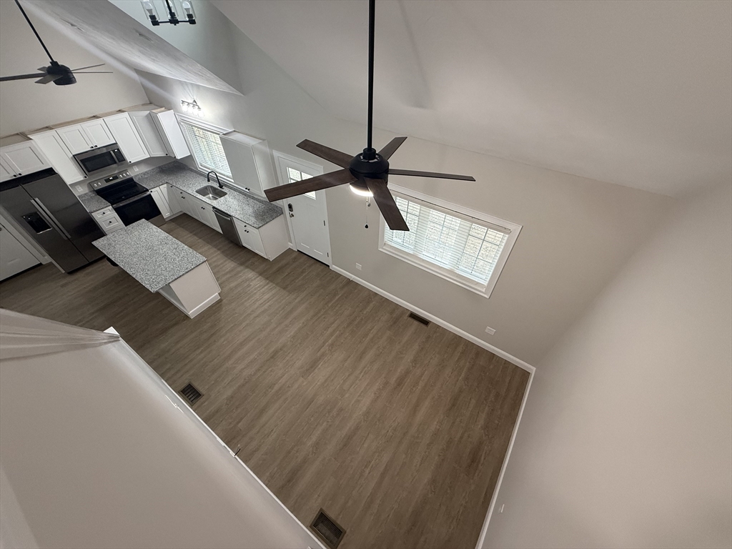 2 bed, 1 bath apartment for rent at 15 Glacier Path Unit 15, Middleboro — photo 13 of 14