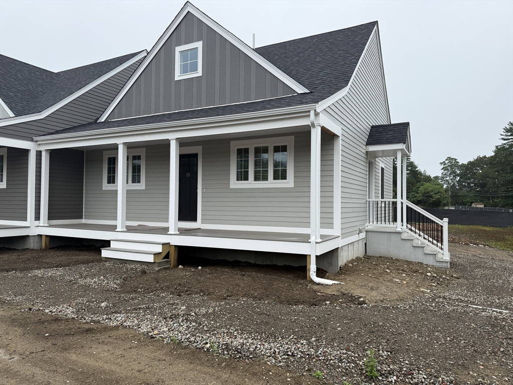 2 bed, 1 bath apartment for rent at 15 Glacier Path Unit 15, Middleboro — photo 2 of 14