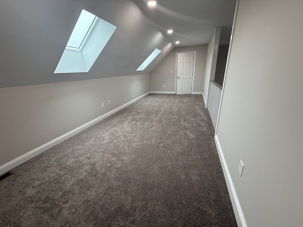 2 bed, 1 bath apartment for rent at 15 Glacier Path Unit 15, Middleboro — photo 11 of 14