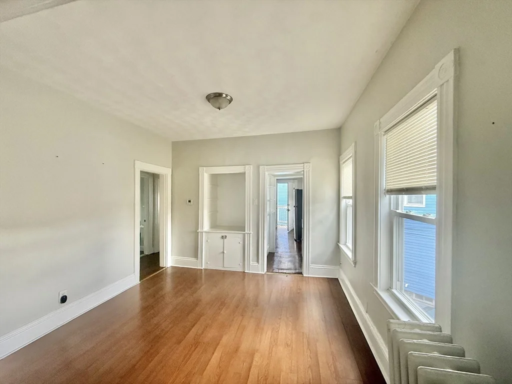 2 bed, 1 bath apartment for rent at 15 Gladstone St Unit 2, Everett — photo 28 of 36