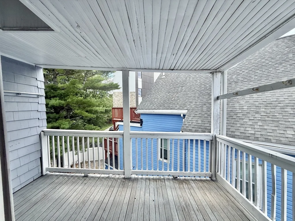 2 bed, 1 bath apartment for rent at 15 Gladstone St Unit 2, Everett — photo 36 of 36