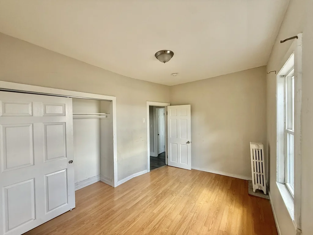 2 bed, 1 bath apartment for rent at 15 Gladstone St Unit 2, Everett — photo 9 of 36