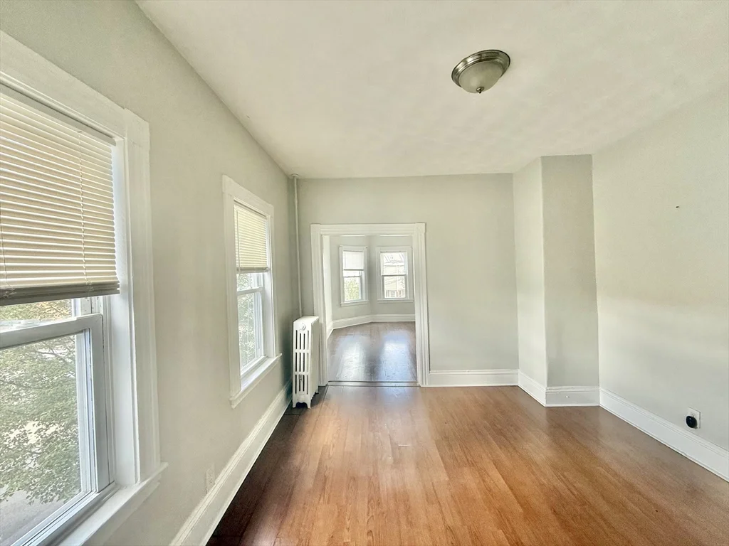 2 bed, 1 bath apartment for rent at 15 Gladstone St Unit 3, Everett — photo 7 of 19