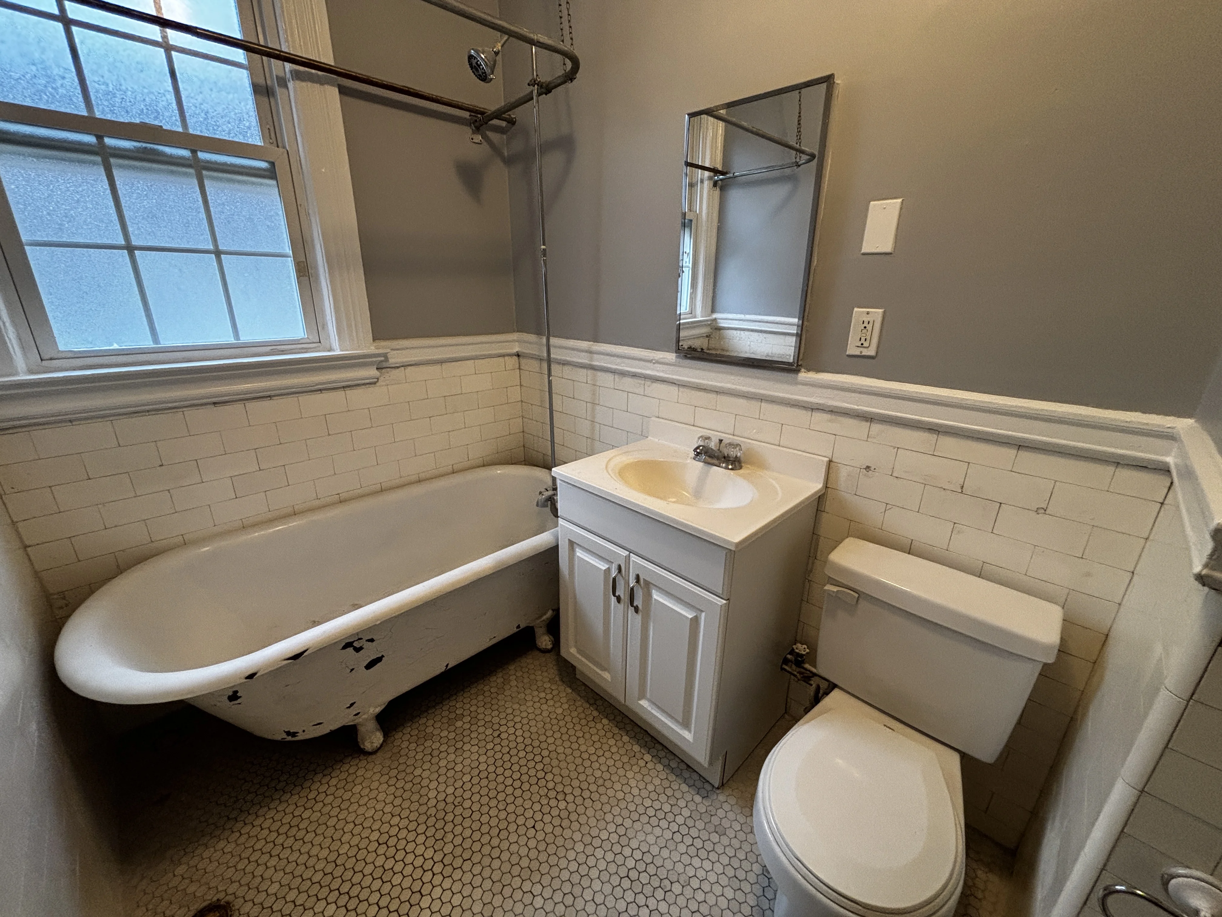 1 bed, 1 bath apartment for rent at 15 Glenville Ave Unit 1, Allston — photo 12 of 17