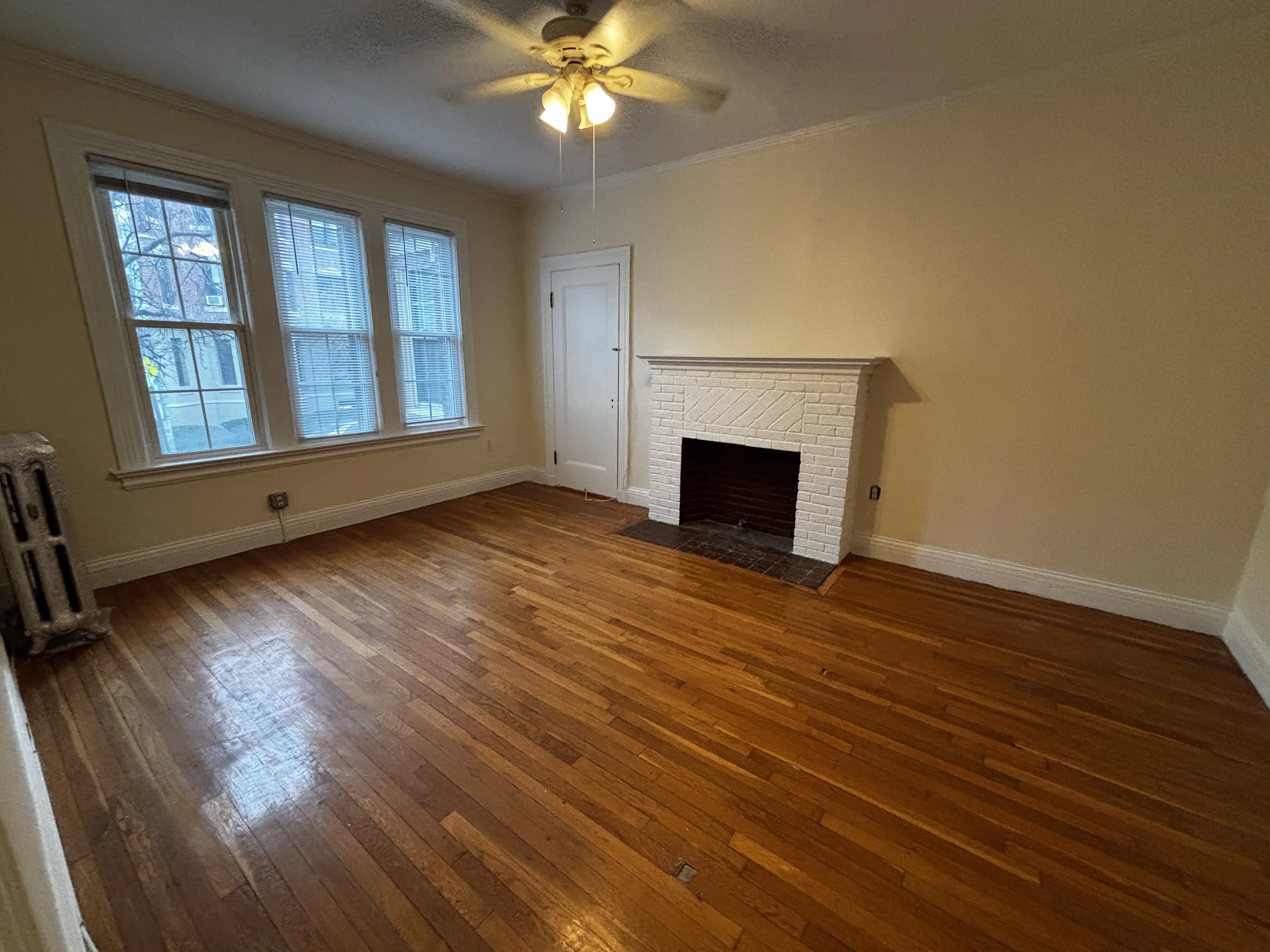 1 bed, 1 bath apartment for rent at 15 Glenville Ave Unit 1, Allston — photo 5 of 17