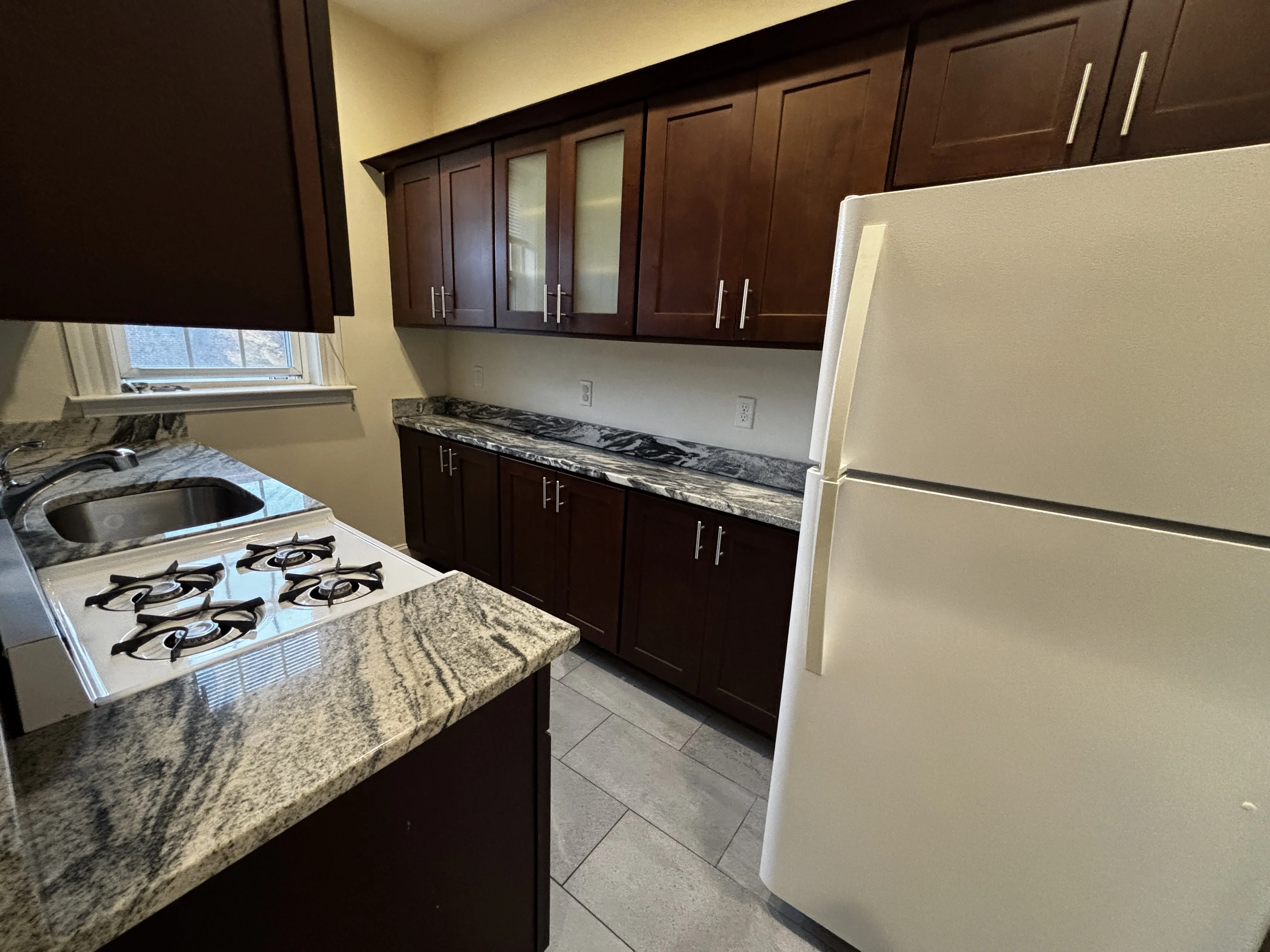 2 bed, 1 bath apartment for rent at 15 Glenville Ave Unit 10, Allston — photo 1 of 24
