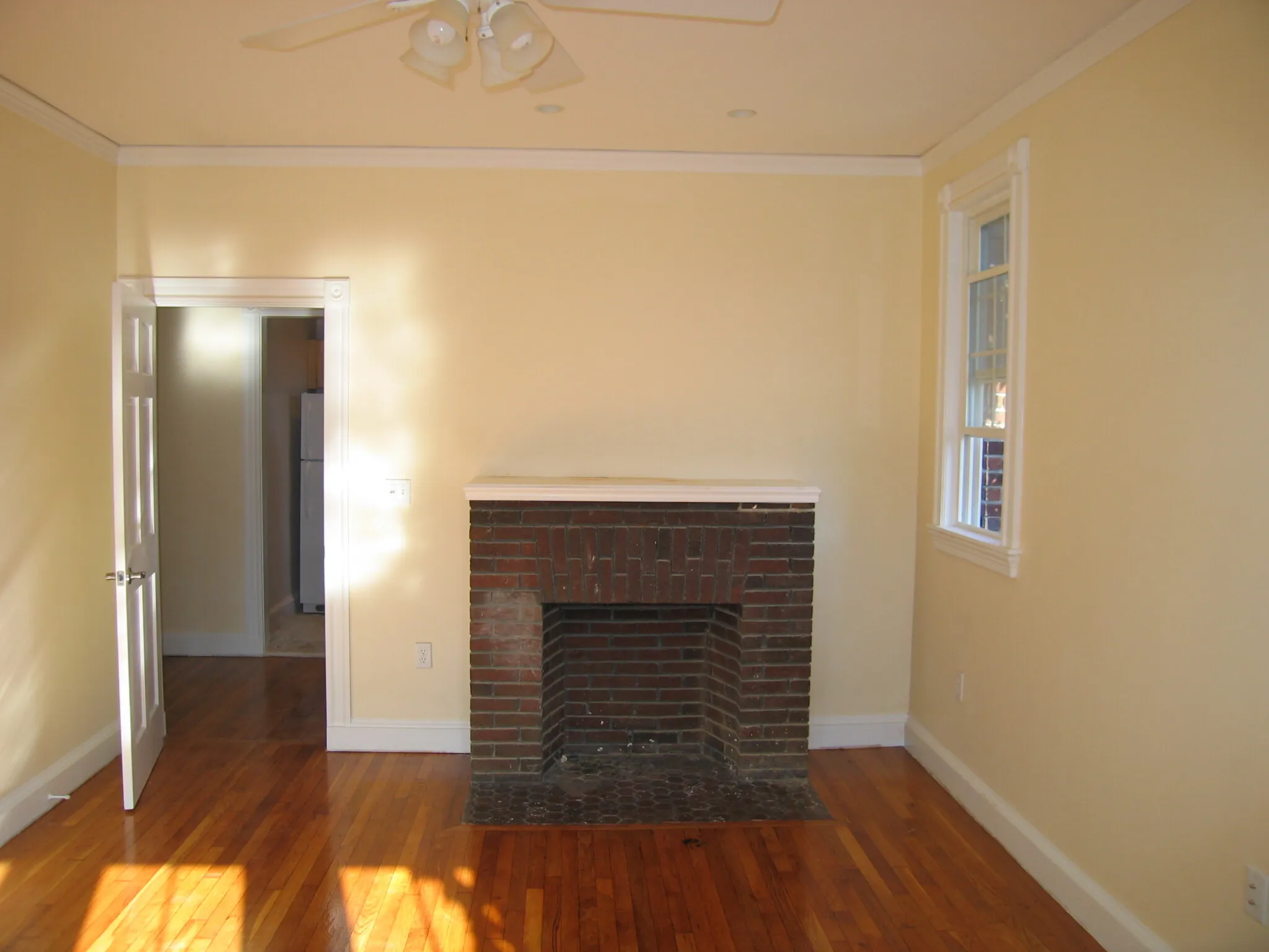 1 bed, 1 bath apartment for rent at 15 Glenville Ave Unit 11, Allston — photo 4 of 15