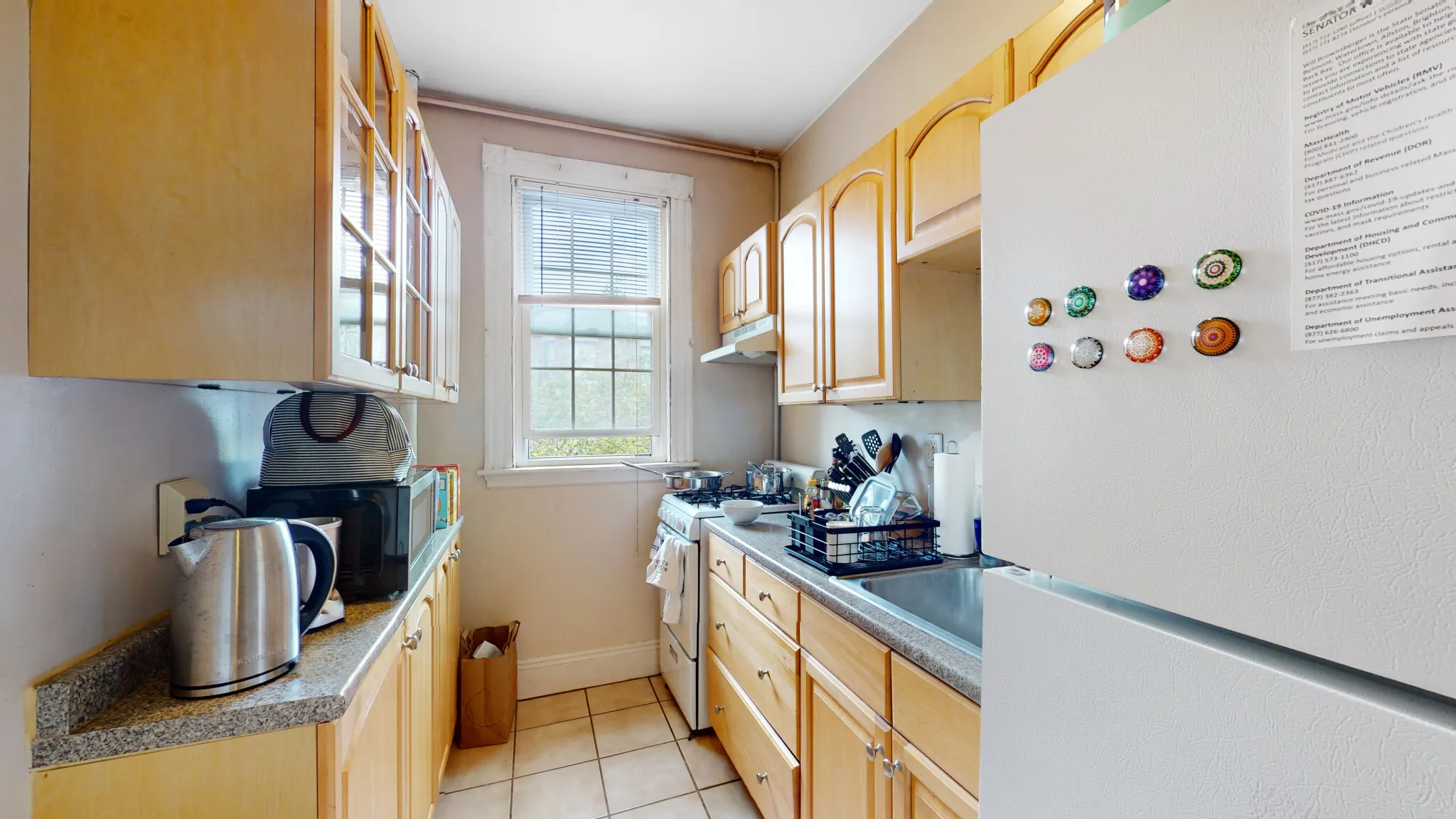 1 split bed, 1 bath apartment for rent at 15 Glenville Ave Unit 12, Allston — photo 3 of 12
