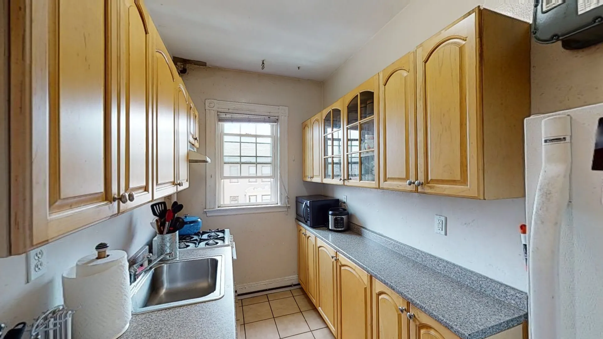 1 bed, 1 bath apartment for rent at 15 Glenville Ave Unit 15, Allston — photo 3 of 11