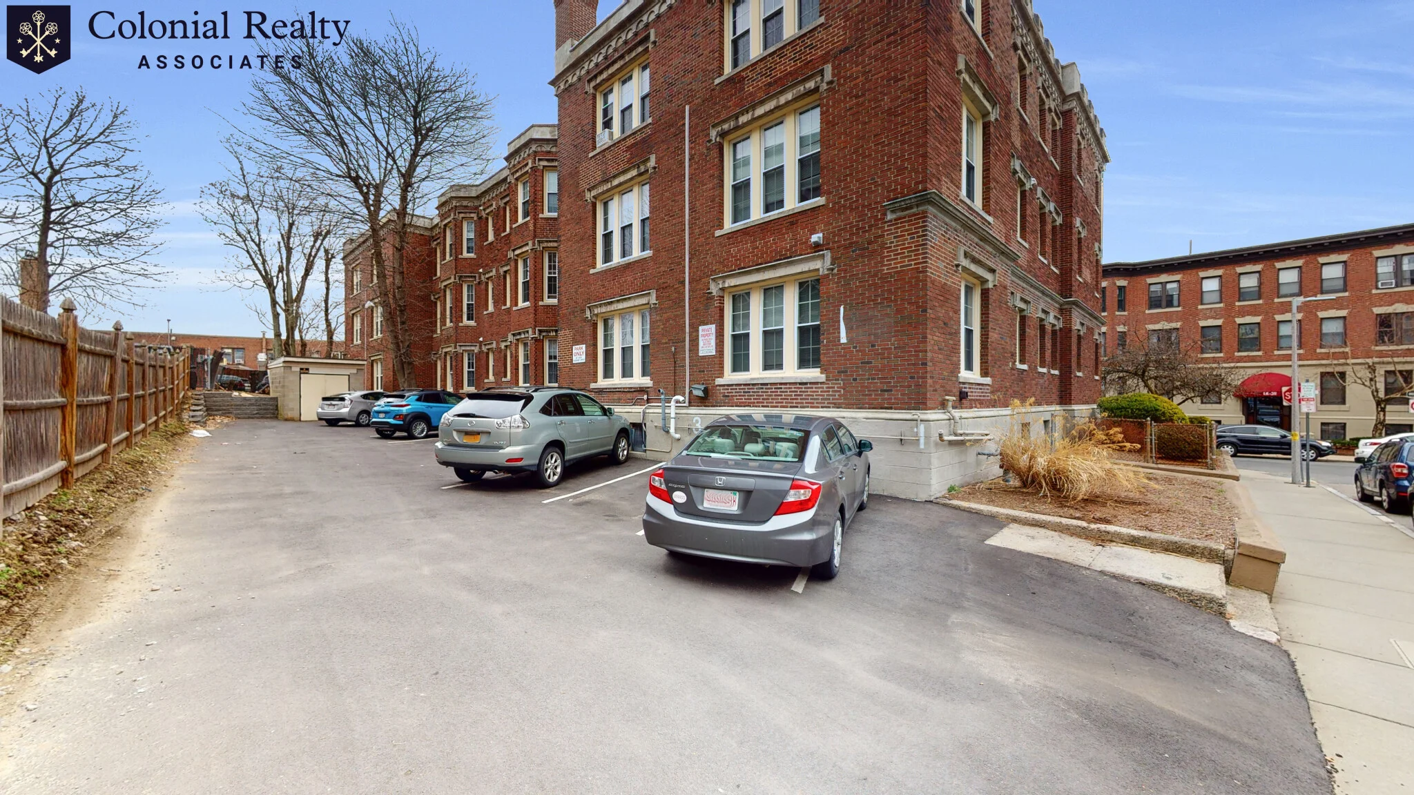 1 split bed, 1 bath apartment for rent at 15 Glenville Ave Unit 16, Allston — photo 11 of 12