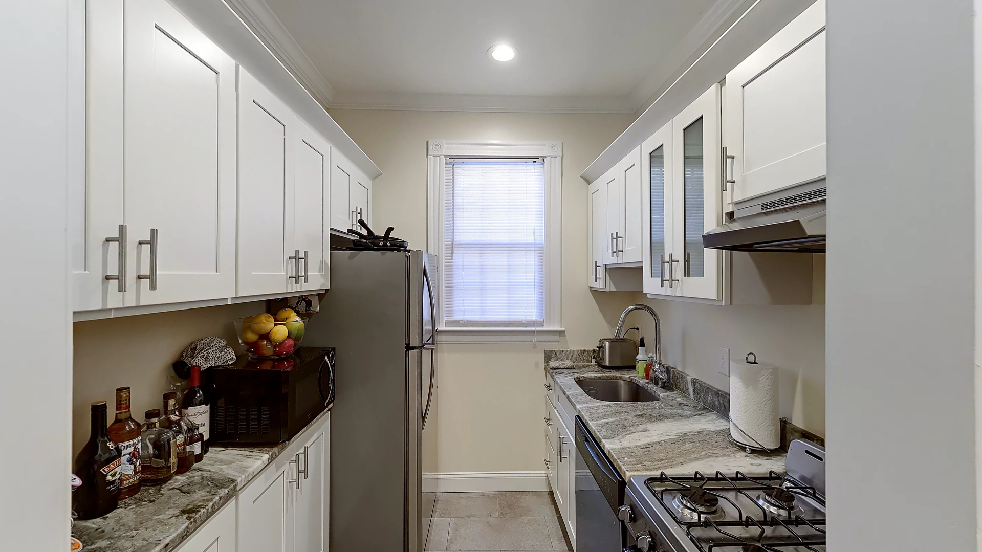 1 bed, 1 bath apartment for rent at 15 Glenville Ave Unit 4, Allston — photo 1 of 10