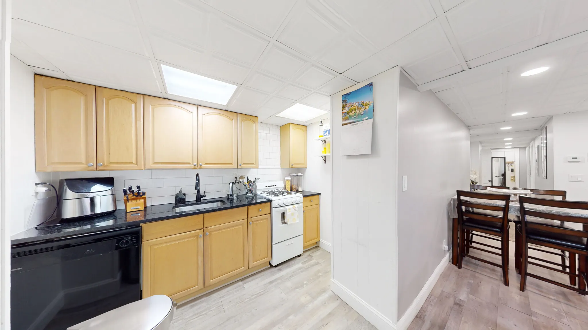 2 bed, 1 bath apartment for rent at 15 Glenville Ave Unit B5, Allston — photo 6 of 18