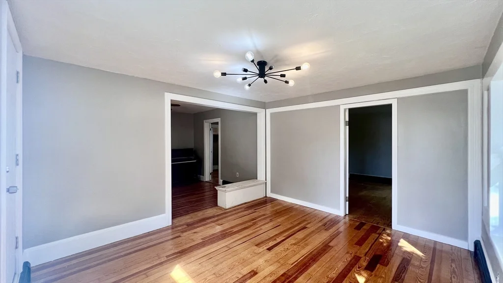 2 bed, 1 bath apartment for rent at 15 Goodwin St Unit 1, Bridgewater — photo 5 of 30