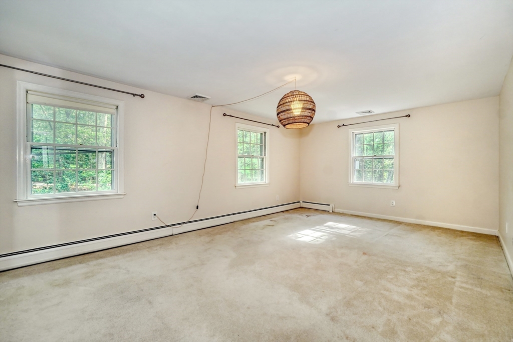 5 bed, 2 bath apartment for rent at 15 Goose Pond Rd, Lincoln — photo 8 of 40