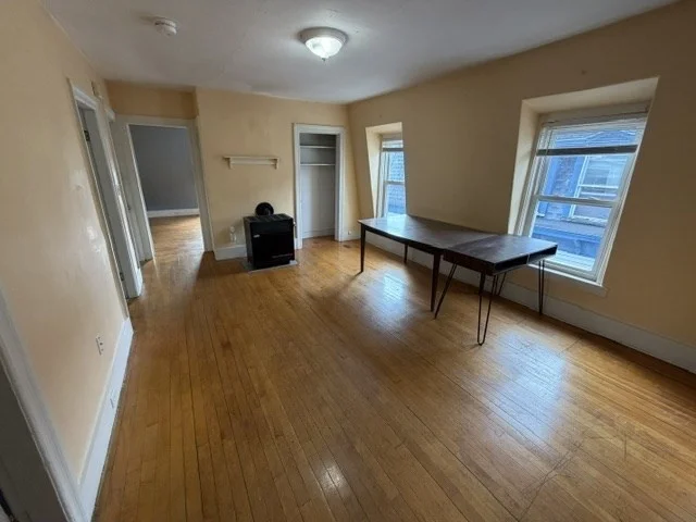 3 bed, 1 bath apartment for rent at 15 Goulding St Unit 3, Worcester — photo 4 of 10