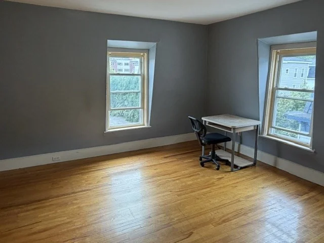 3 bed, 1 bath apartment for rent at 15 Goulding St Unit 3, Worcester — photo 2 of 10
