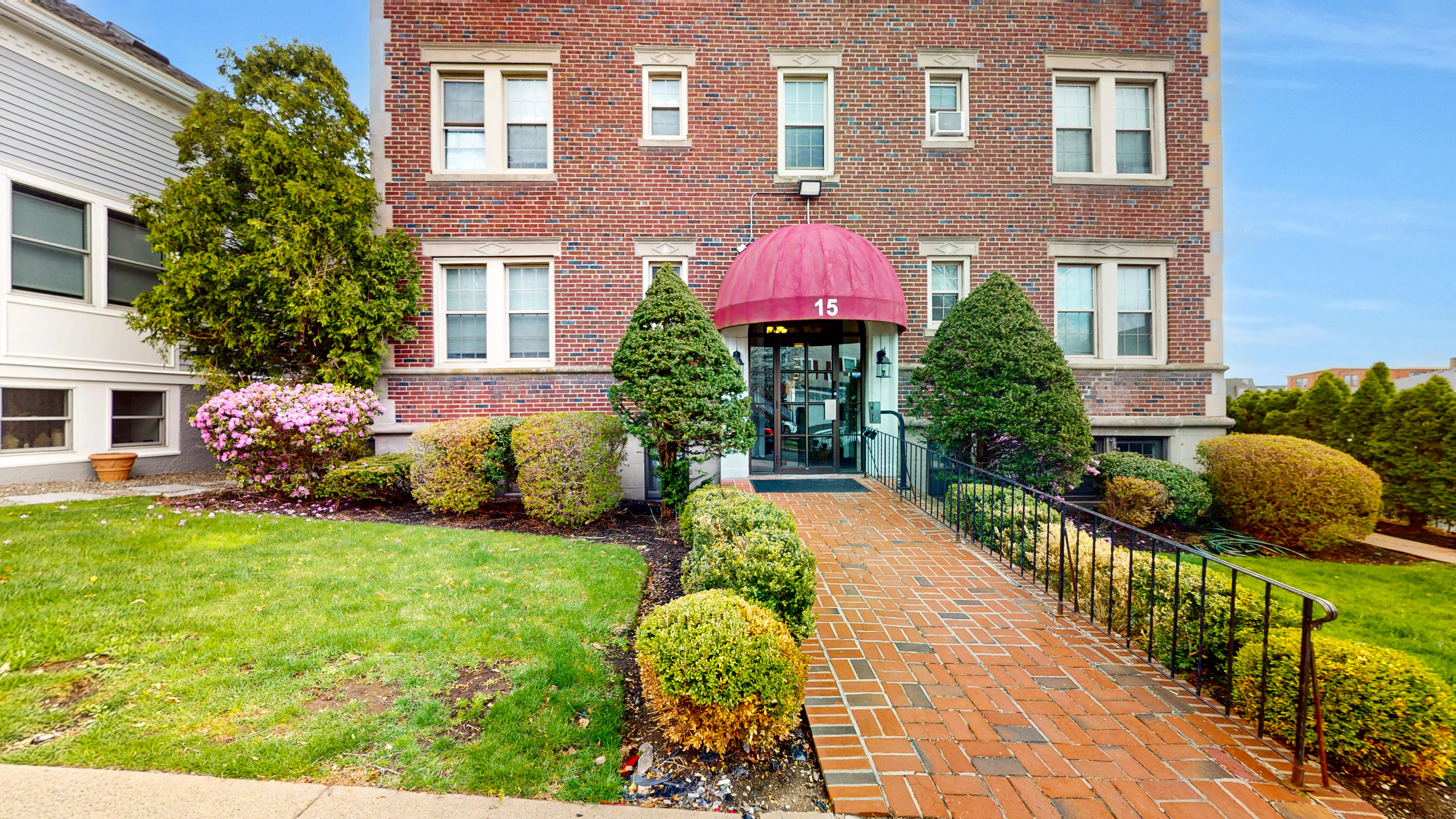 1 bed, 1 bath apartment for rent at 15 Governors Ave Unit 24, Medford — photo 15 of 20