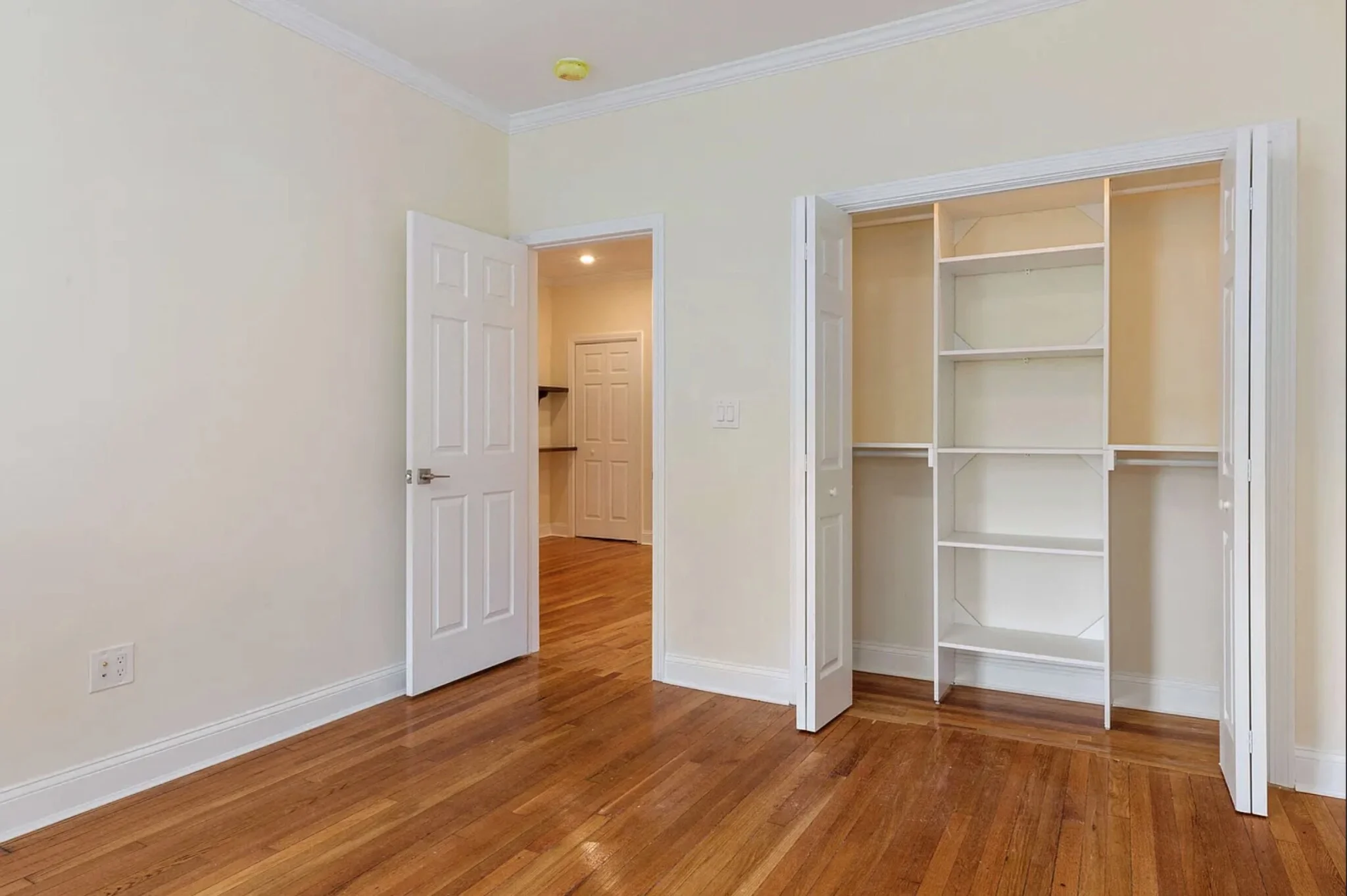 2 bed, 1 bath apartment for rent at 15 Green Unit 2, Coolidge Corner — photo 9 of 9