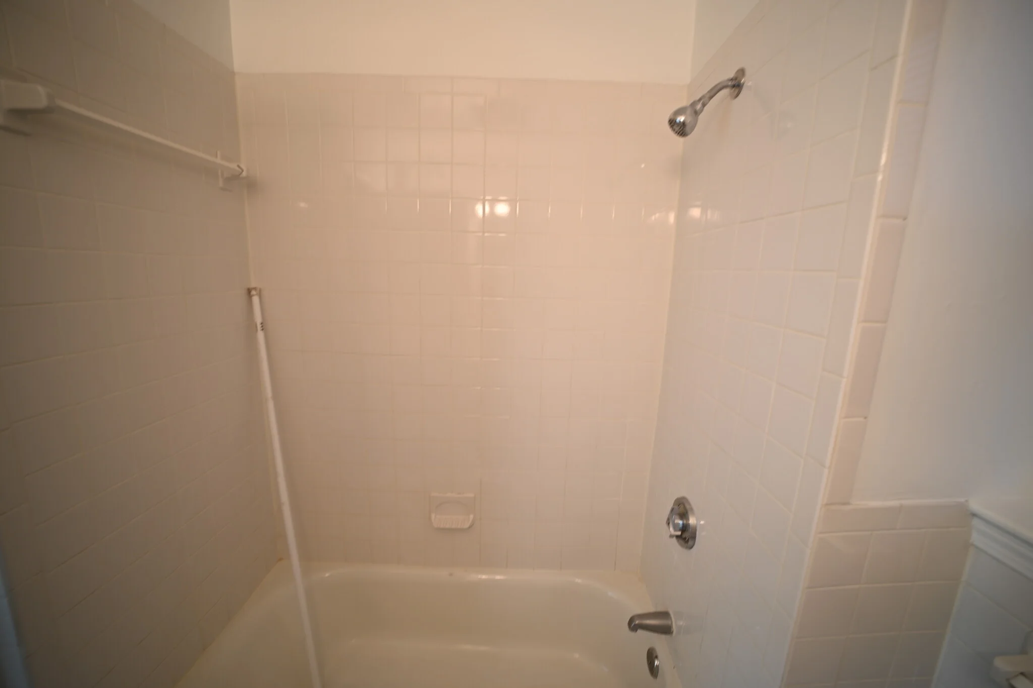 2 bed, 1 bath apartment for rent at 15 Green Unit 2, Coolidge Corner — photo 5 of 9