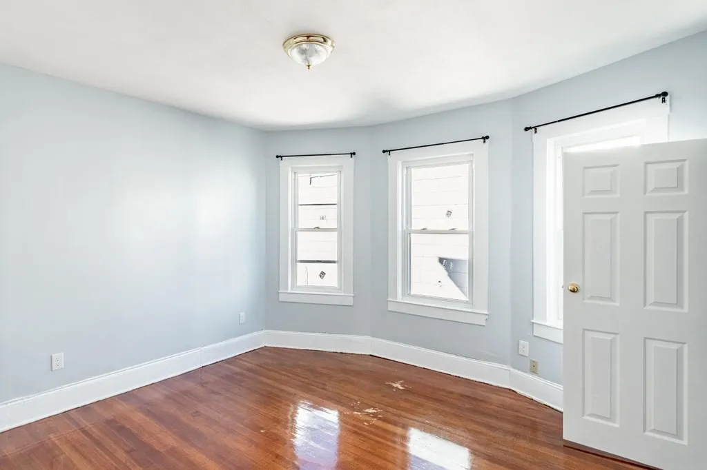 3 bed, 1 bath apartment for rent at 15 Groom St Unit 3, Boston — photo 11 of 31