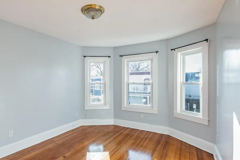 3 bed, 1 bath apartment for rent at 15 Groom St Unit 3, Boston — photo 16 of 31
