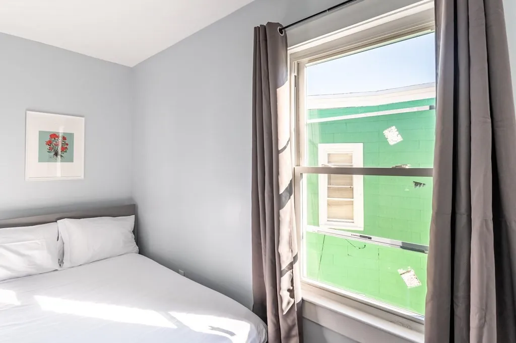 3 bed, 1 bath apartment for rent at 15 Groom St Unit 3, Boston — photo 22 of 31