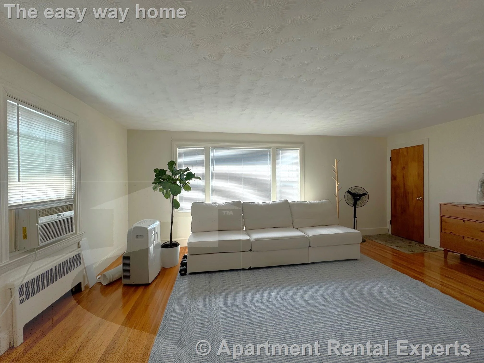 2 bed, 1 bath apartment for rent at 15 Grove St, Cambridge Line — photo 4 of 15