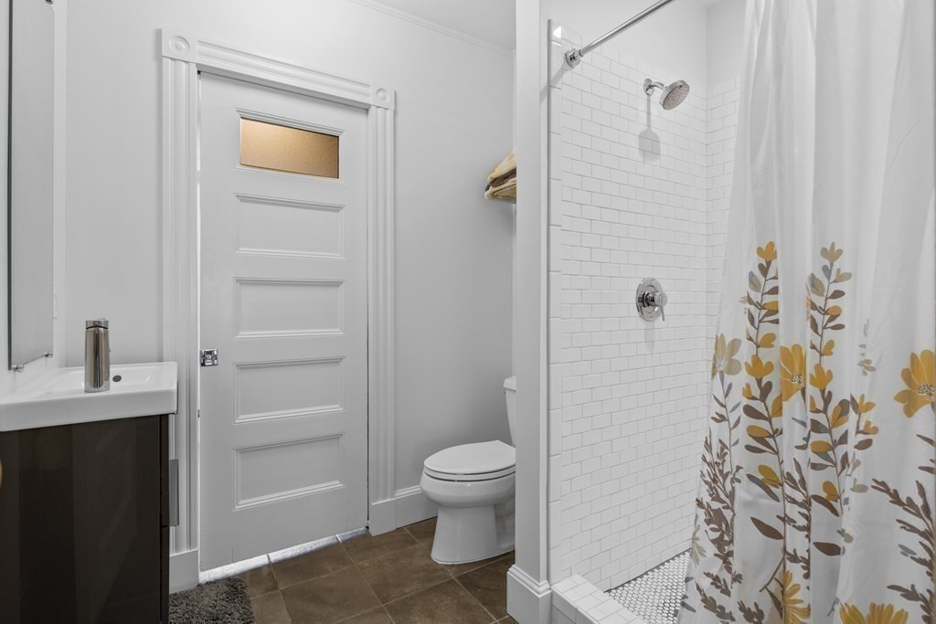 3 bed, 3 bath apartment for rent at 15 Grovenor Rd Unit 3, Jamaica Plain — photo 15 of 21
