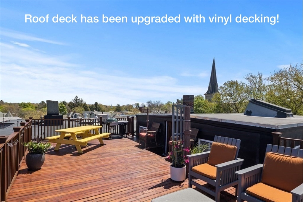 3 bed, 3 bath apartment for rent at 15 Grovenor Rd Unit 3, Jamaica Plain — photo 18 of 21