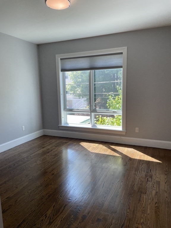 3 bed, 2 bath apartment for rent at 15 Guild St Unit 15, Roxbury — photo 9 of 13