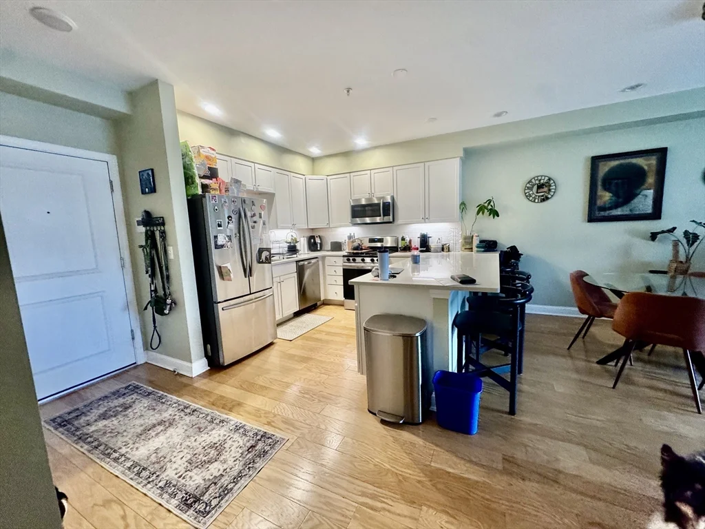 2 bed, 2 bath apartment for rent at 15 Guild St Unit 205, Roxbury — photo 4 of 15