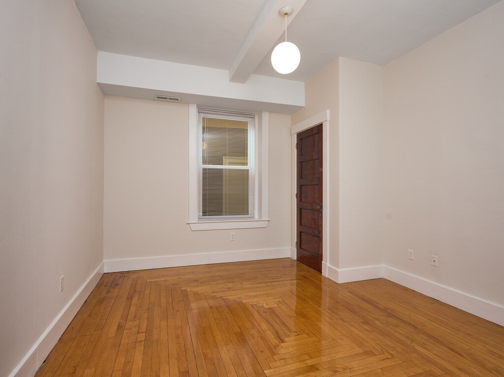 3 bed, 2 bath apartment for rent at 15 Hamilton St Unit 1, Southbridge — photo 13 of 28