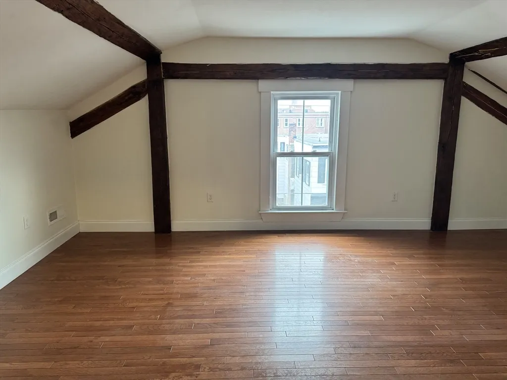 3 bed, 2 bath apartment for rent at 15 Hamilton St Unit 3, Southbridge — photo 8 of 17